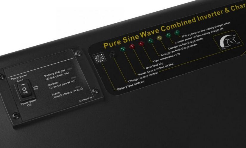 Джерело безперебійного живлення Volt Polska POWER SINUS 3000 12/230 V (3000/9000W) 3SSP300012 W2053 фото