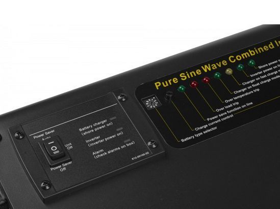 Джерело безперебійного живлення Volt Polska POWER SINUS 3000 24/230 V (3000/9000W) 3SSP300024 W2054 фото
