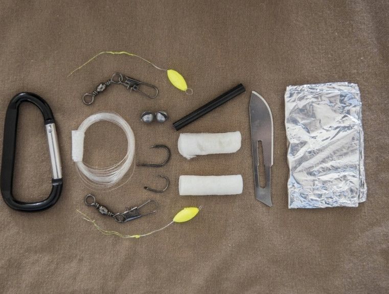 Комплект для виживання Mil-Tec Paracord Survival Kit Small Black 16027602- P123598 фото