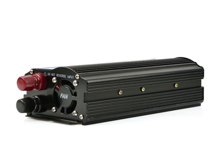 Перетворювач напруги GEKO 24V/230V 500/1000W W2168 фото