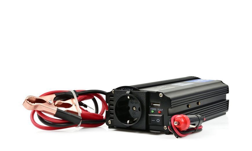 Перетворювач напруги GEKO 24V/230V 500/1000W W2168 фото