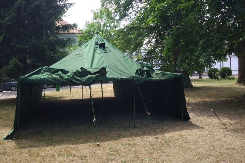 Палатка большая армейская Mil-Tec Army Tent 6 x 5 м оливковая 14223001- P123339 фото